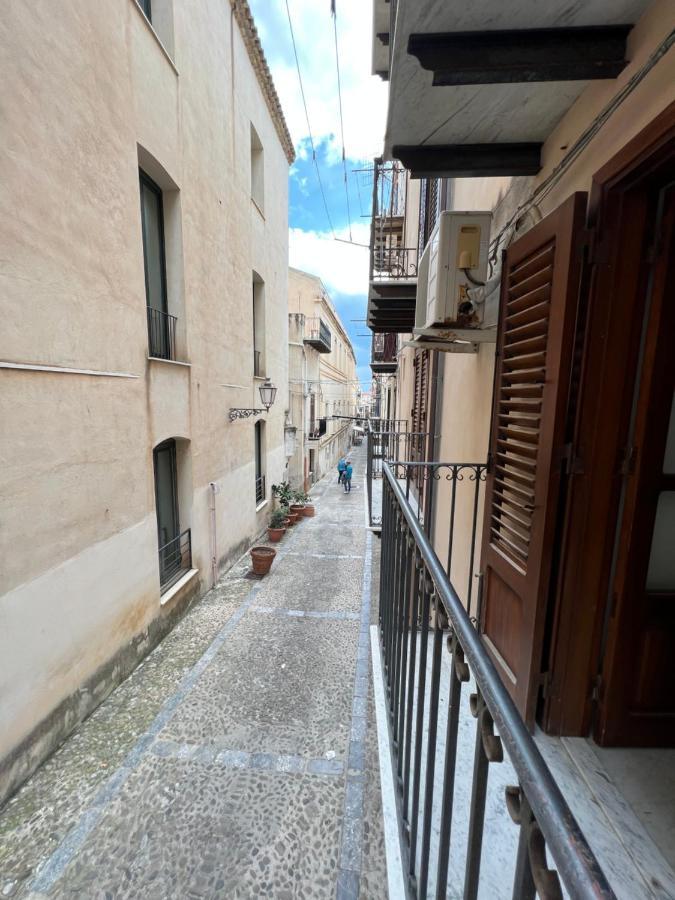 John'S House Apartment Cefalu Exterior photo